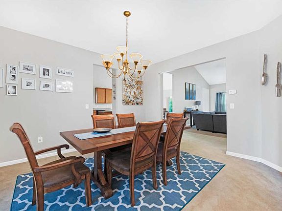 5th image of 6832 Tara Manor Dr