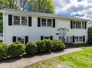 45 Angell Ave, Cranston, RI 02920