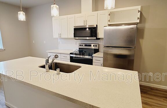 3rd image of 3618 McKinley Ave #B