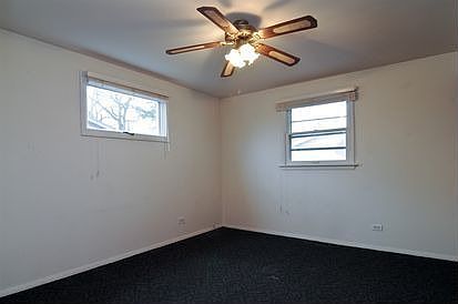 5th image of 33950 N Glen Dr