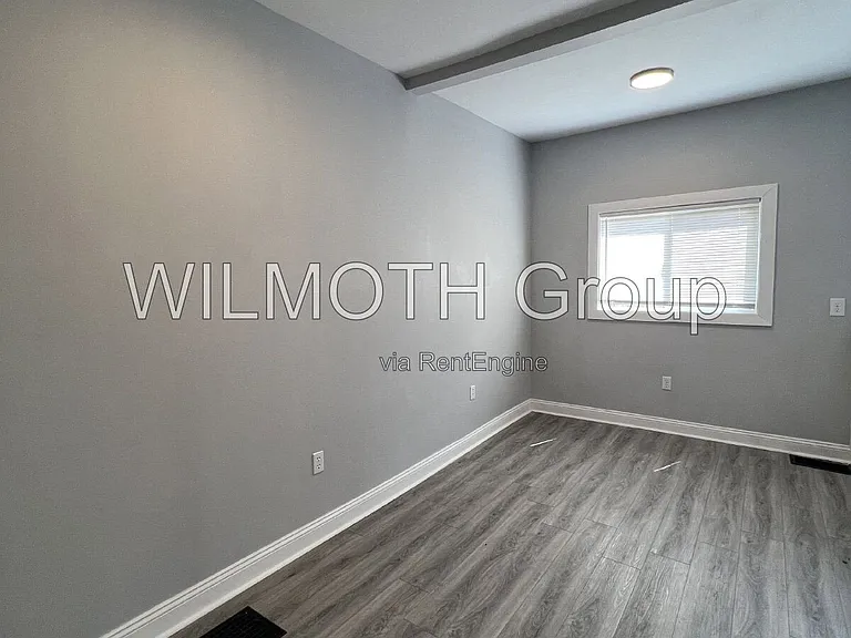 129 W Hendricks St #6 — Photo 4