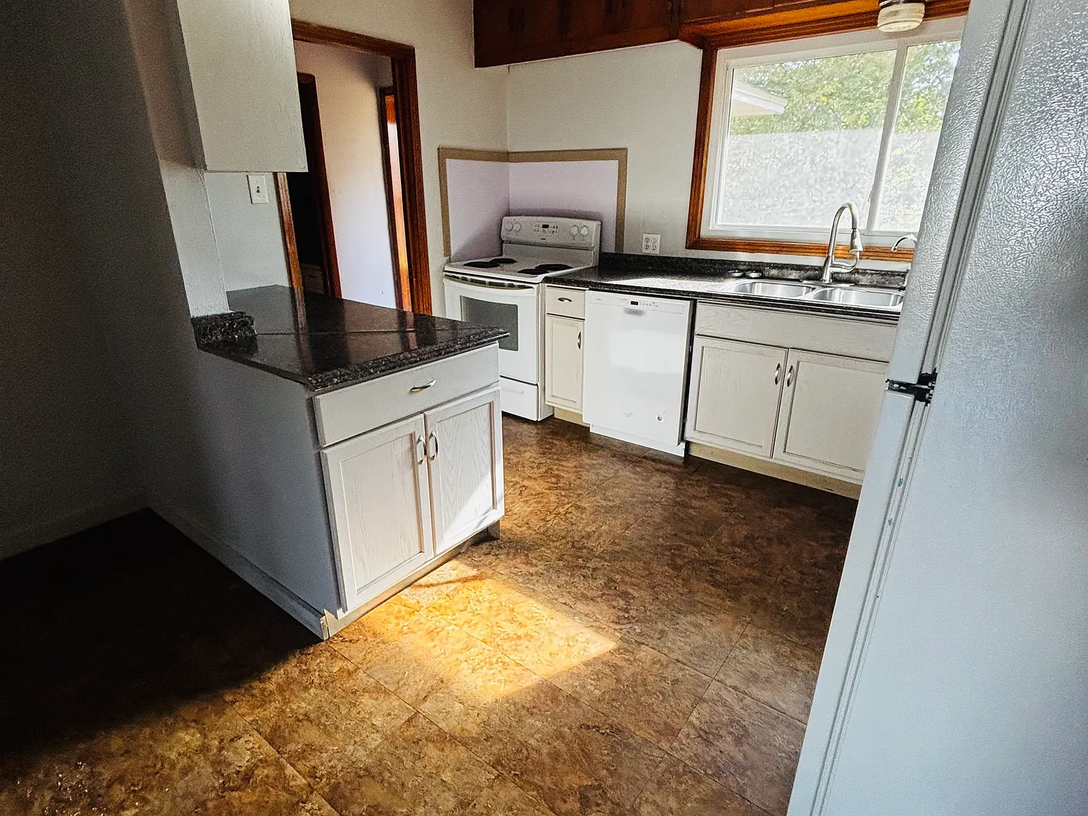 3 bed, 1535 sqft, $1,800 — Photo 4