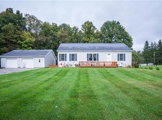 22 Richardson Rd, Grove City, PA 16127