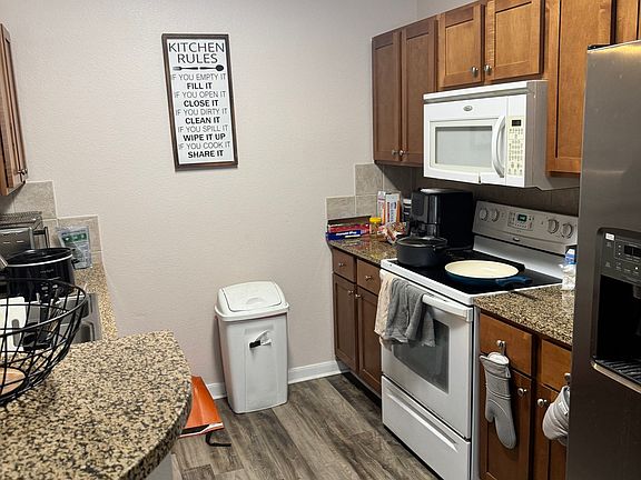 2nd image of 6160 Eckhert #108