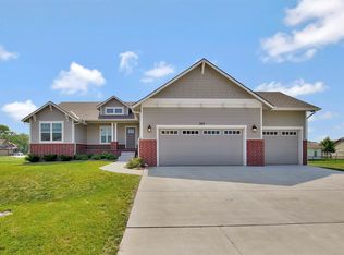 353 E Dakota Ct, Kechi, KS 67067