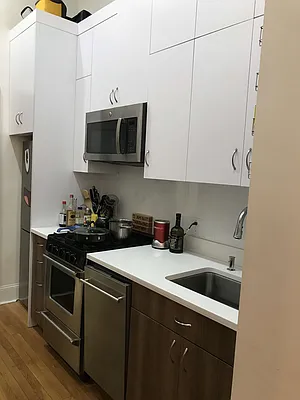 Rented by Georgine Podhorsky, LREB | media 12