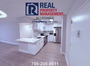 16465 NE 22nd Ave APT 219, North Miami Beach, FL 33160