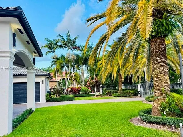 3440 SW 132nd Ct — Photo 10