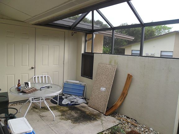 5th image of 6148 Principia Dr #1