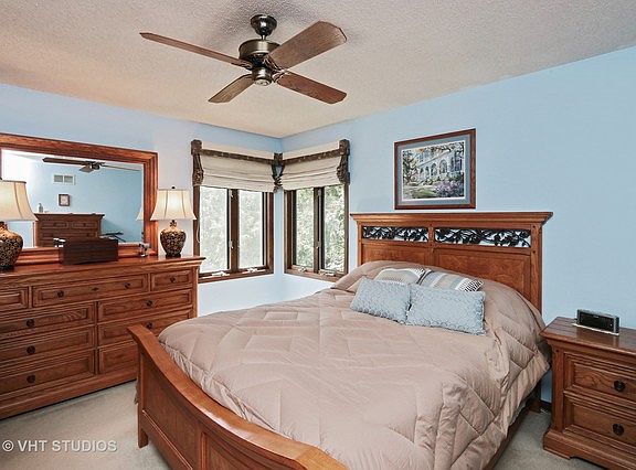 5th image of 1813 Longmeadow Dr