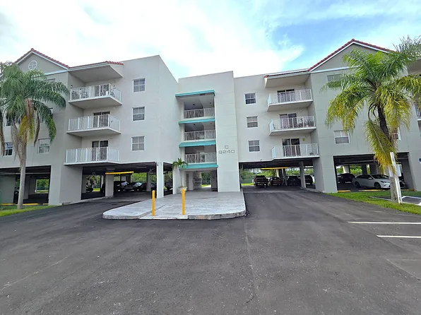 8240 SW 210th St, Cutler Bay, FL