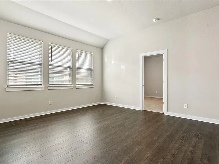 216 Upland Dr — Photo 15