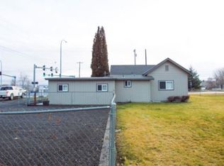 9603 Tieton Dr, Yakima, WA 98908