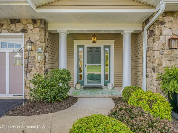 129 Wyndham Rd, Clarks Summit, PA 18411