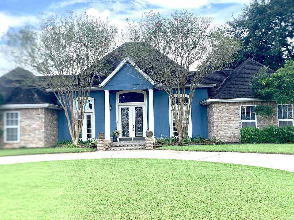 1st image of 1510 Nesbitt Dr