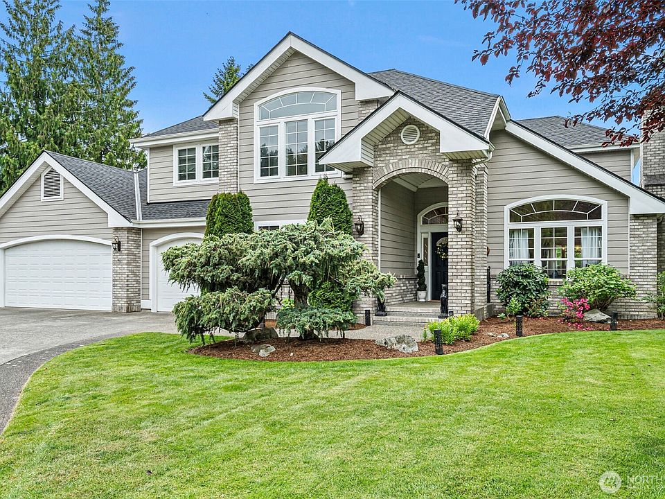 1st image of 410 Riverview Drive NE