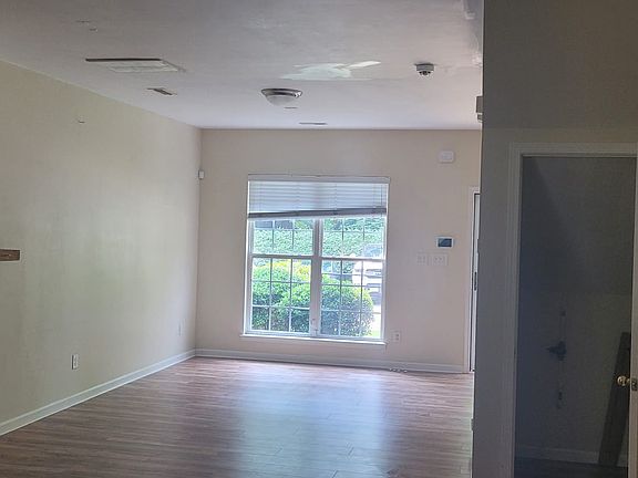 5th image of 8966 Gerren Ct