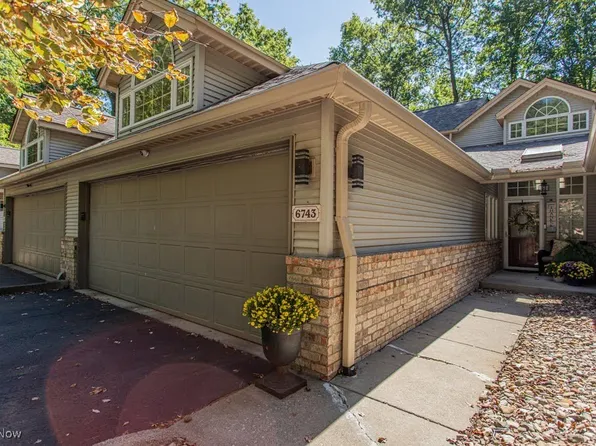 6743 Lockwood Blvd, Youngstown, OH 44512