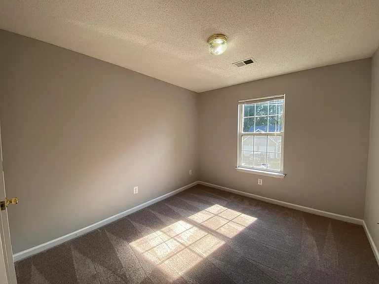 4453 Grove Dr NW — Photo 16
