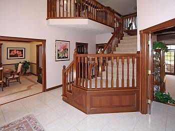3rd image of 6764 Black Oak Ct W