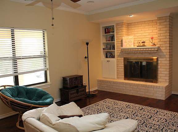 3rd image of 1013 Linda Joy St
