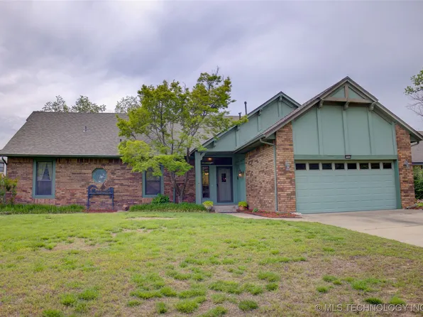 9948 S 67th East Pl, Tulsa, OK 74133