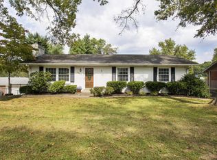 4417 Southridge Dr, Louisville, KY 40272