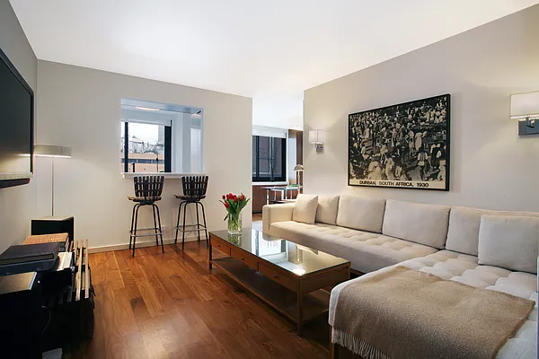 Sold by Compass | media 1