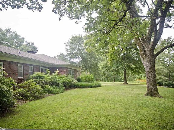 4th image of 133 Fairwood Cir