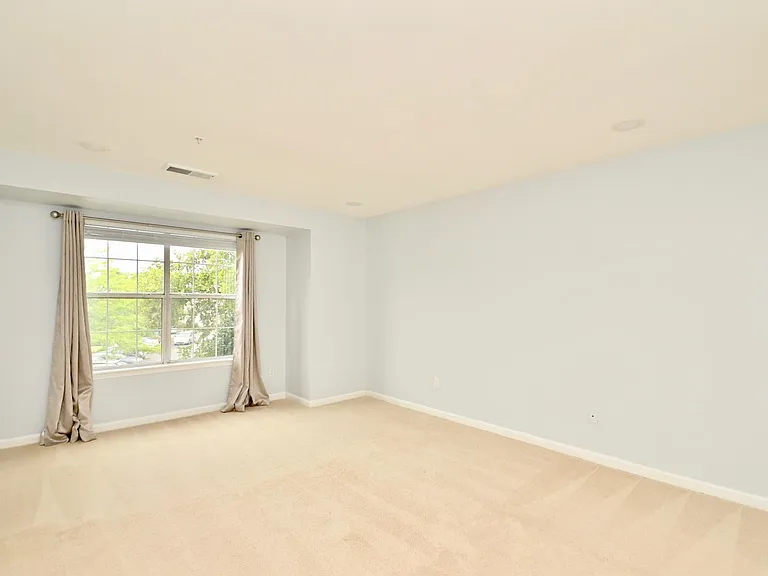 10998 Koman Cir #201 — Photo 9