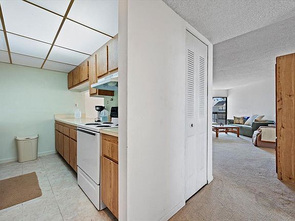 4th image of 1880 N Congress Avenue #411