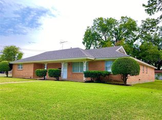 201 Bellvue Dr, Fort Worth, TX 76134