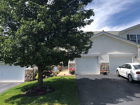 3rd image of 38 Burlington Ct #1701
