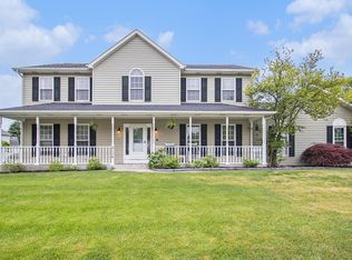 51178 Ashley Dr, Granger, IN 46530