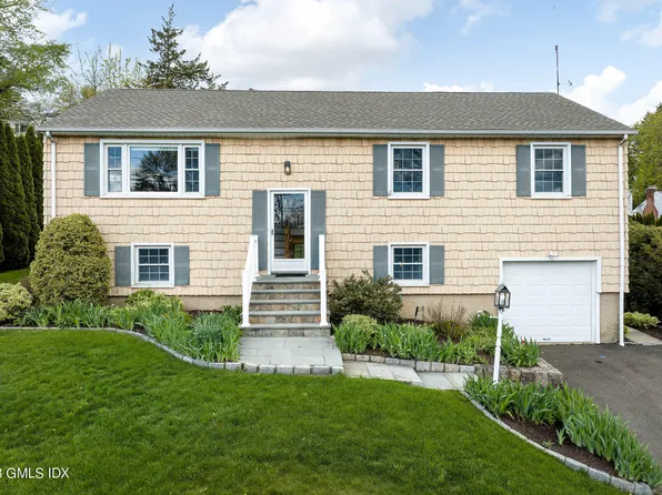 26 Cambridge Dr, Greenwich, CT 06831