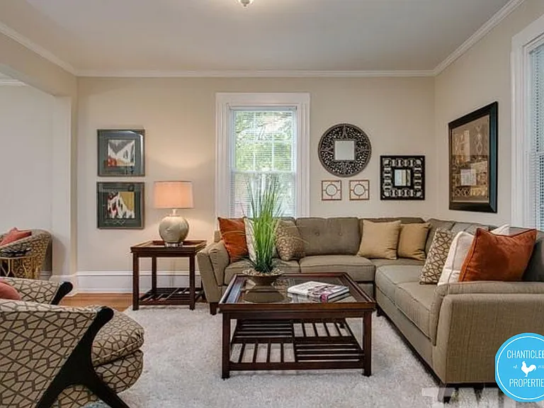 1016 Hale St — Photo 3