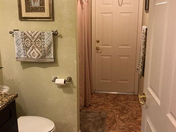 5th image of 1020 NW 36th Pl
