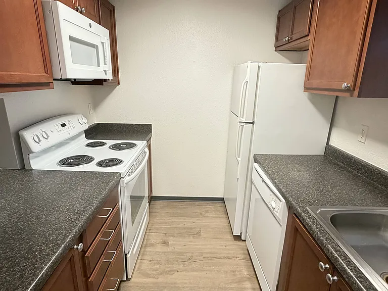 Greenfield Apartments — Photo 21