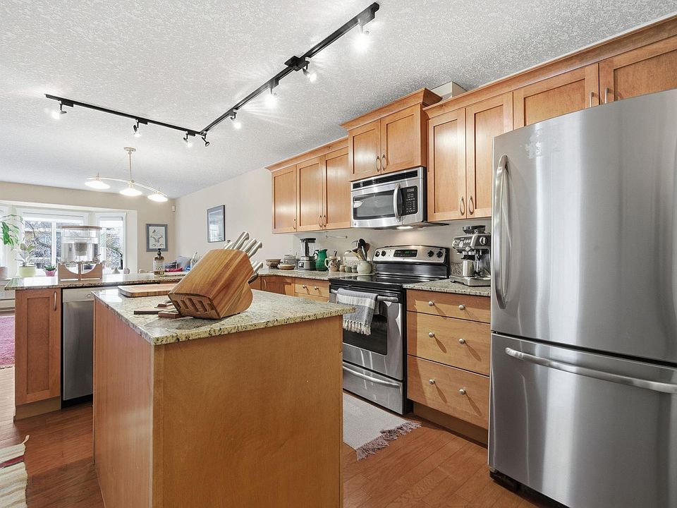 1st image of 10235 116th St NW #201