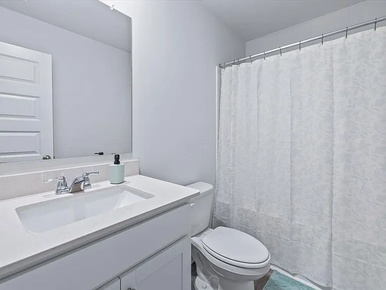 117 Azure Dr — Photo 20