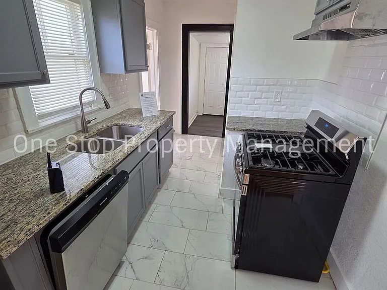 1813 E 85th St — Photo 9