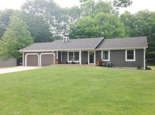 17908 Shore Acres Rd, Grand Haven, MI 49417