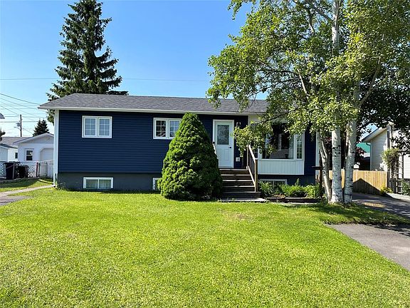 3rd image of 7 Forest Road