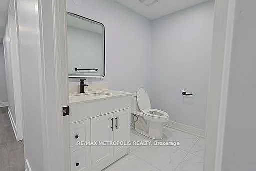 75 Eastgrove Sq #BASEMENT — Photo 11
