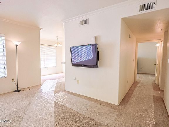 4th image of 750 E NORTHERN Avenue E #1097