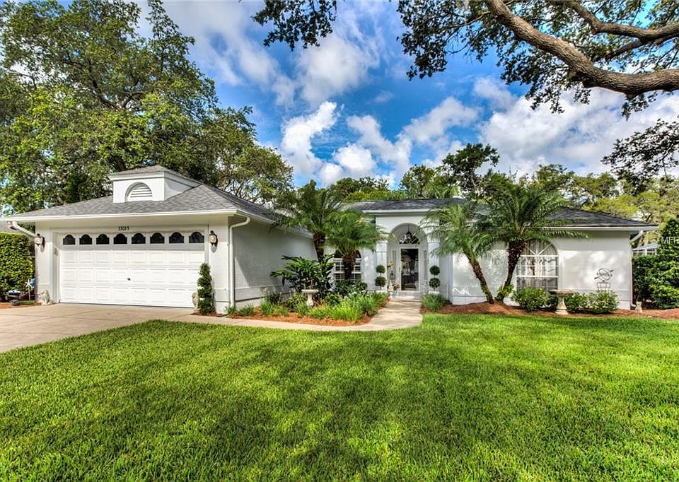 1st image of 33035 Lake Bend Cir