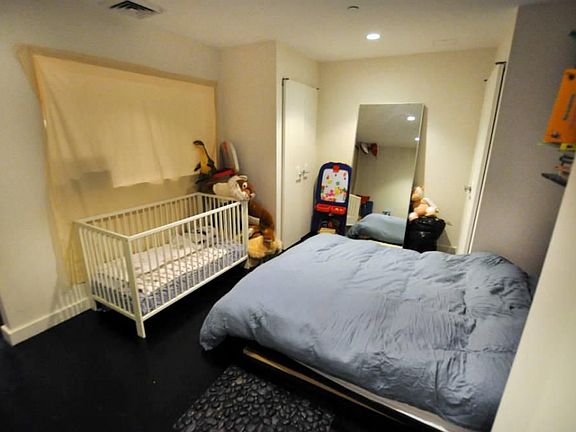 3rd image of 15 Broad St APT 1030