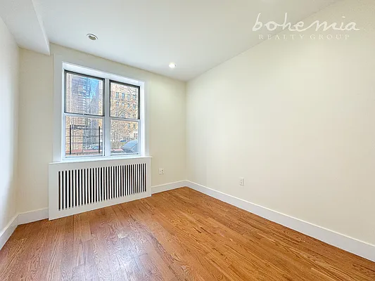 Rented by Bohemia Realty Group | media 6