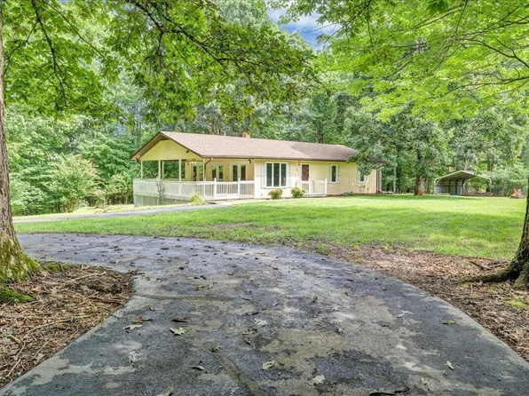 1075 Lovely Valley Rd, Wirtz, VA 24184