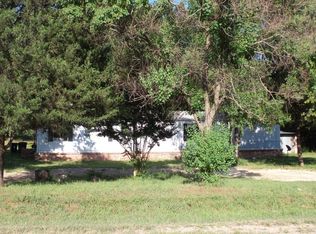 305 Forestwood Dr, Alvarado, TX 76009